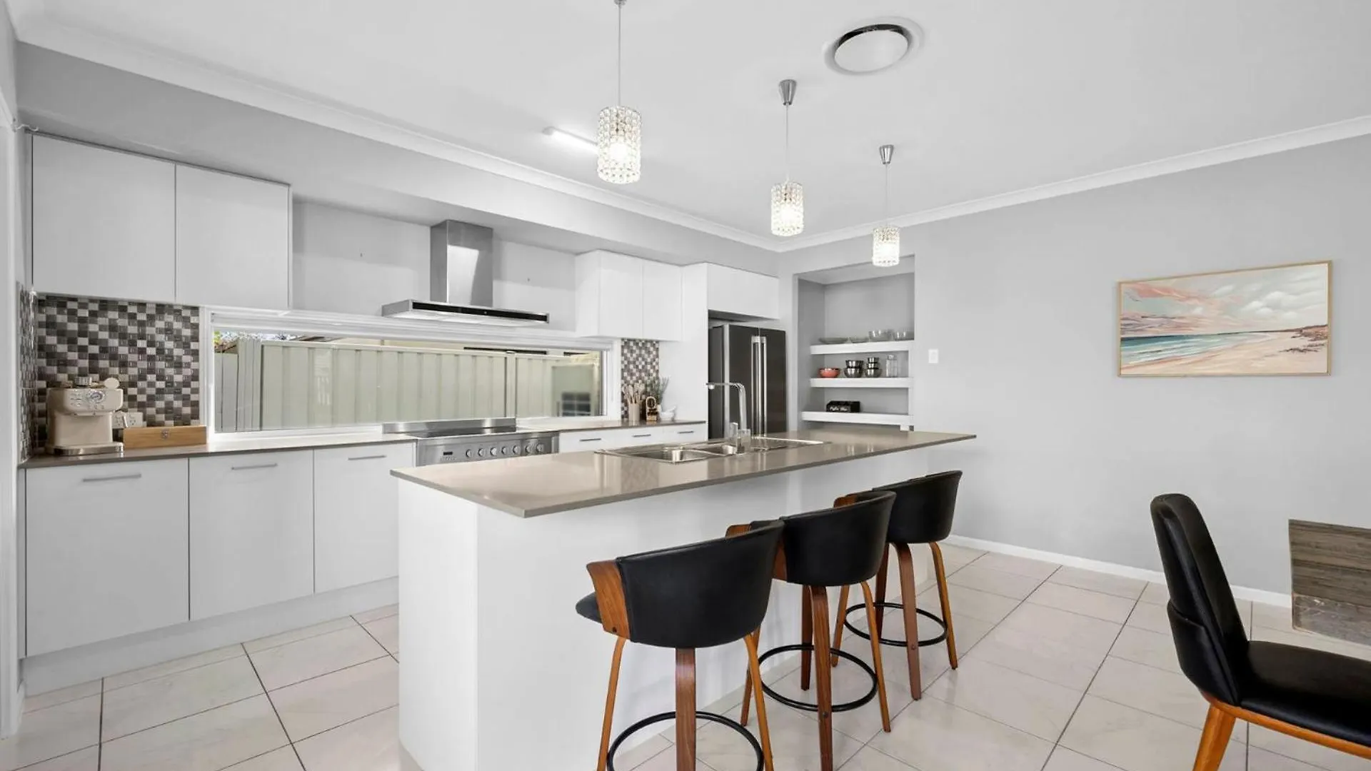 Sunset House At Pelican Waters