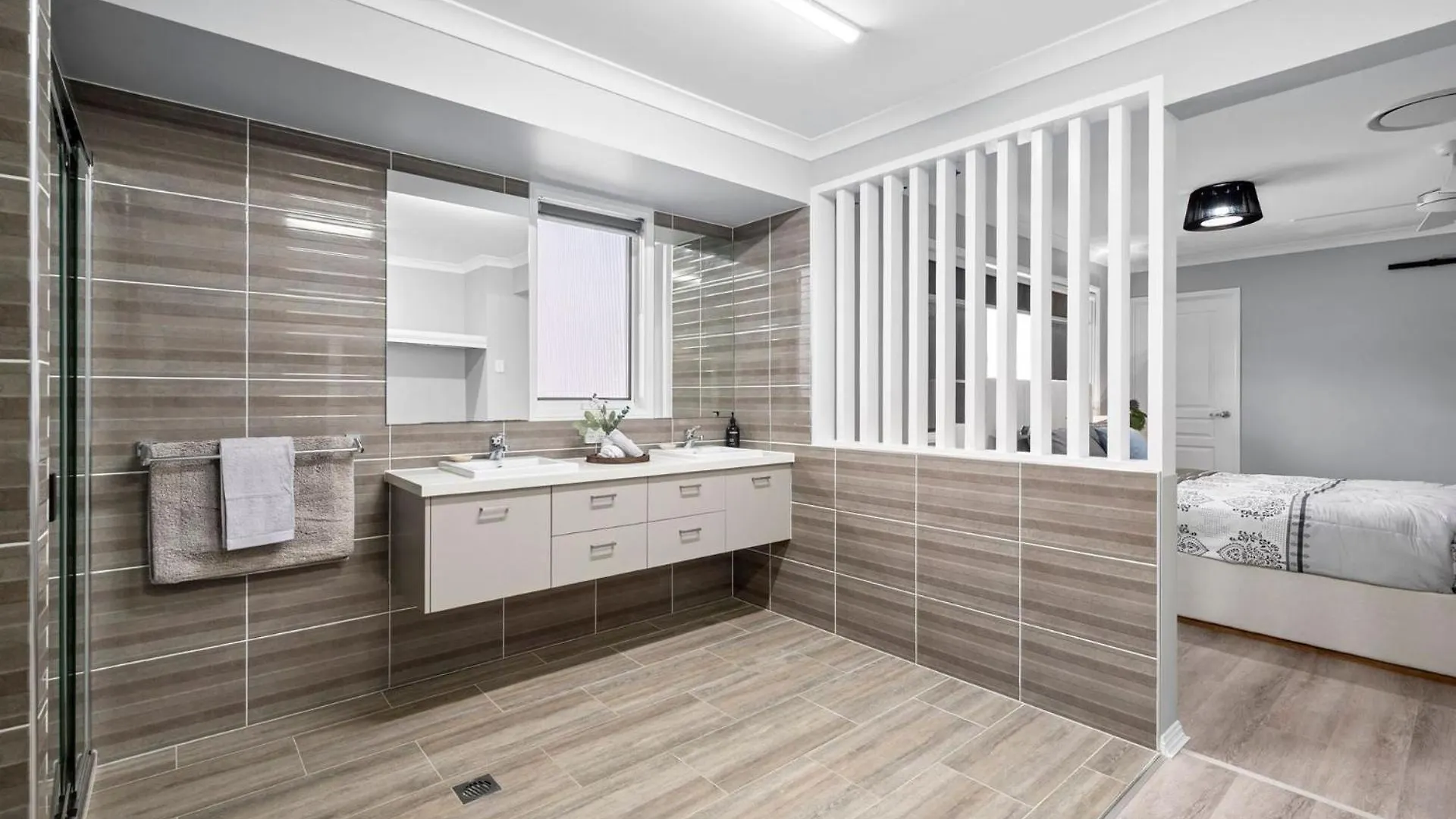 Sunset House At Pelican Waters